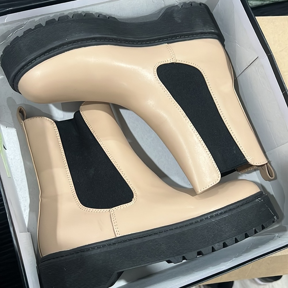 MIA Cream and Black Chelsea Boots